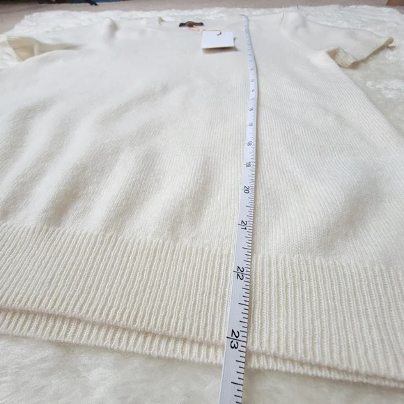 NWT Quince 100% Mongolian Cashmere Cloud Cocoon Tee, Ivory, S ☁️ - Picture 9 of 12
